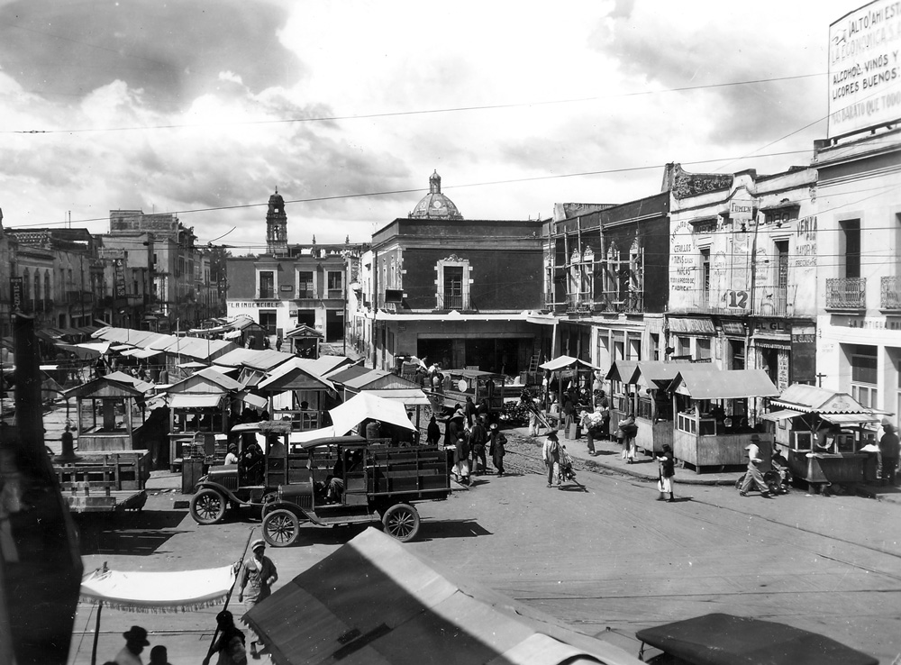 Historical photograph of La Merced, Mexico City
